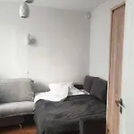 Apartment Krakow - Blisko Centrum - Podgorze, Kuchnia, Lazienka, Sypialnia Z Dwoma Lozkami