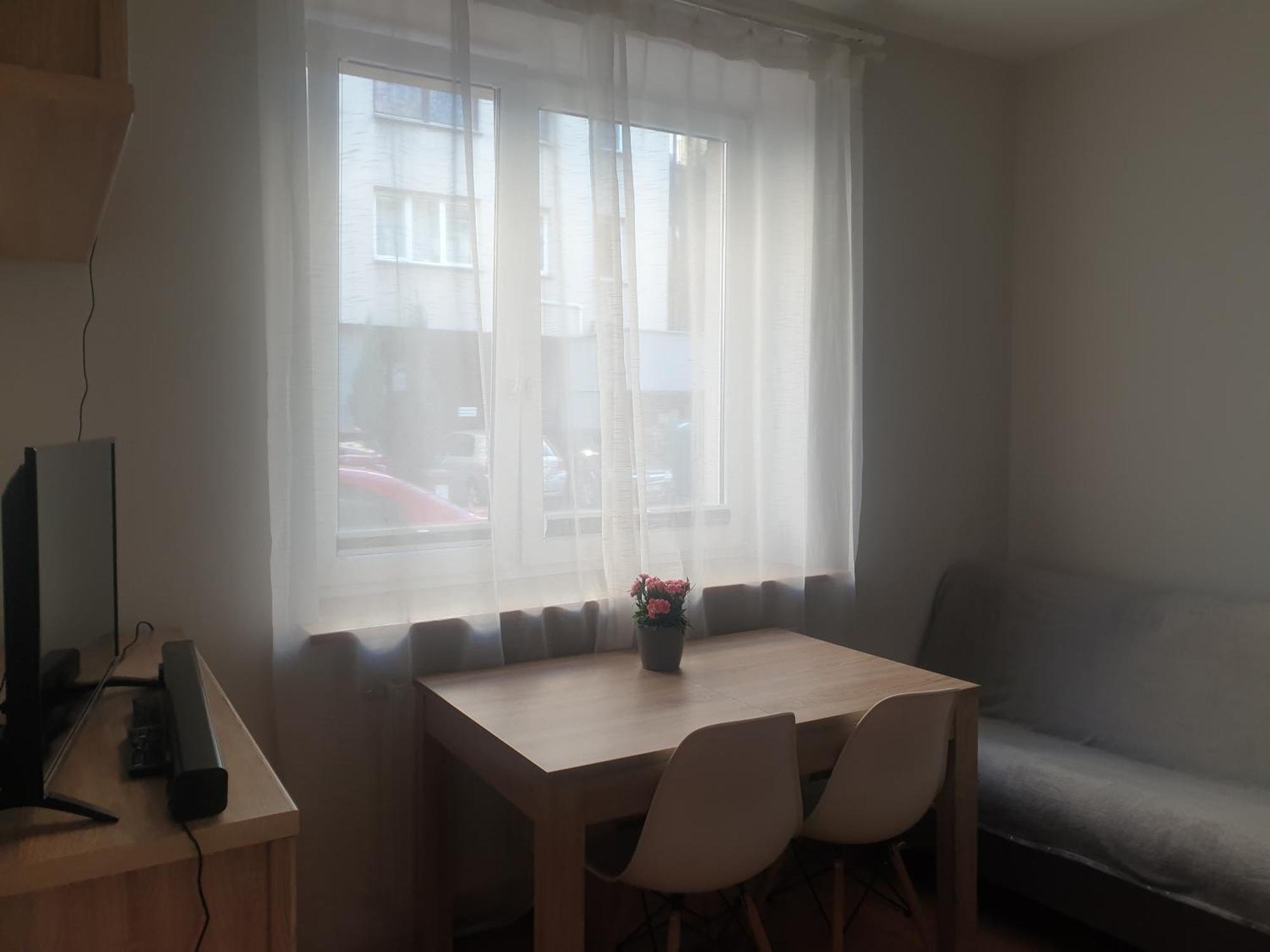 - Blisko Centrum - Podgorze, Kuchnia, Lazienka, Sypialnia Z Dwoma Lozkami